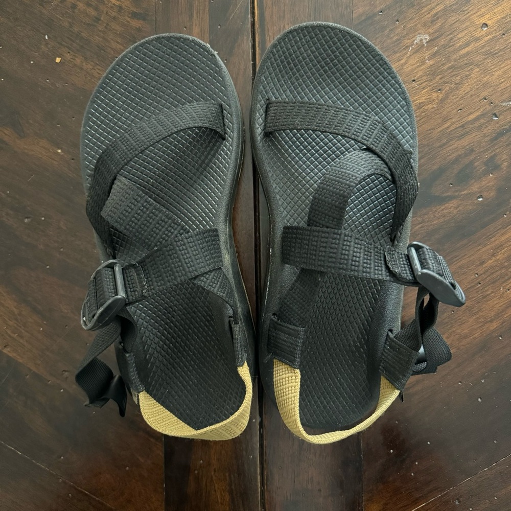 Men’s Black Chacos